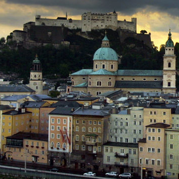 Bild der Stadt Salzburg bei Abendstimmung